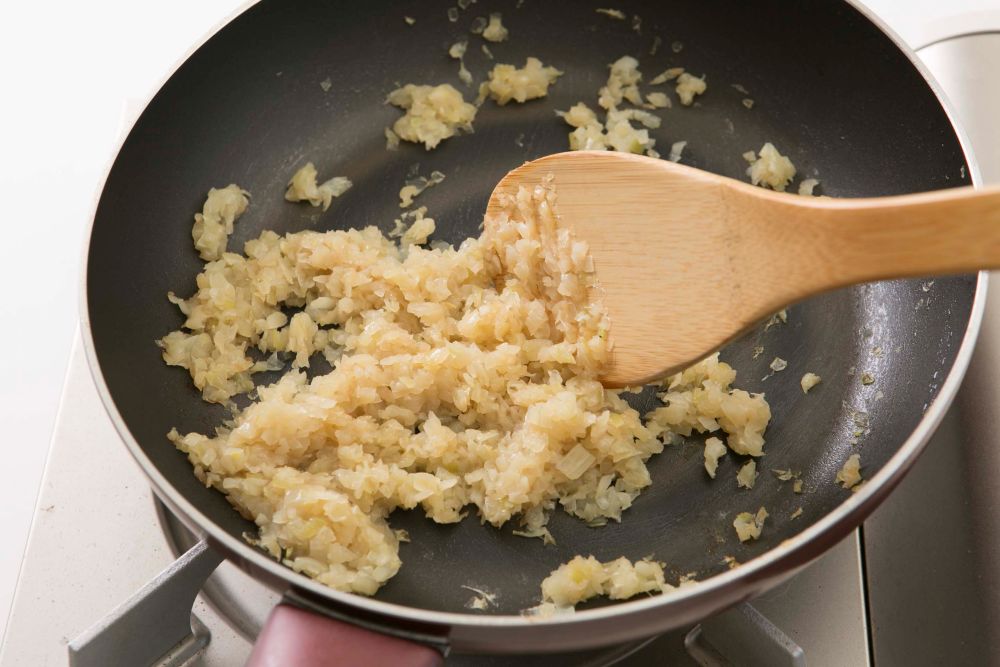 料理研究家 島本美由紀先生のおいしく長持ち、食品保存のテクニック 玉ねぎの冷凍保存 飴色たまねぎ